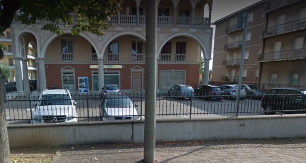 La farmacia comunale di via Battisti, foto da Google Street View