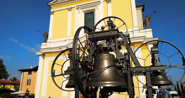 Le campane ristrutturate della chiesa del Duomo, foto da pagina Facebook Comune di Rovato