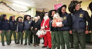 La fanfara dei bersaglieri alla casa di riposo Lucini Cantù