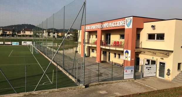 Il campo da calcio Campomaggiore dell'Asd Rovato