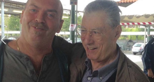 Pieritalo Bosio, nuovo assessore di Rovato, in una foto con Umberto Bossi