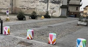 I panettoni colorati nel centro storico di Rovato
