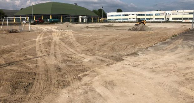 L'esterno del Palazzetto dello sport, foto pagina Facebook Città di Rovato