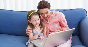 Baby sitter, foto dsa Sitly