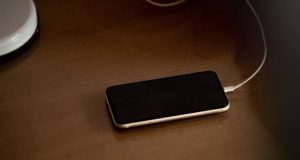 Smartphone ricarica notturna